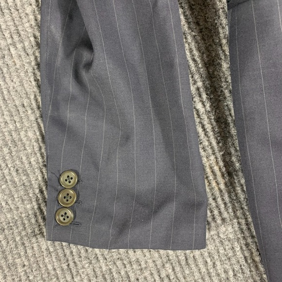 Giorgio Armani Blazer Womens 42 Blue Pin Striped Sports Coat Luxury Italy Wool - Picture 9 of 12